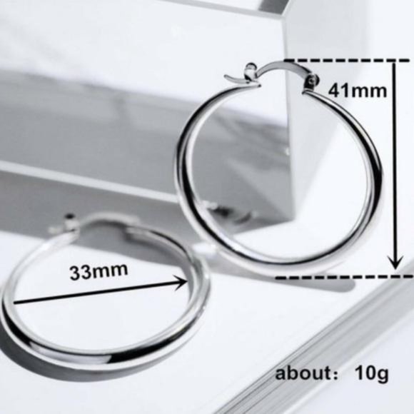 NEW 18K WHITE GOLD 1.5” ROUND HOOP EARRINGS, NICE EARRINGS, CUTE EARRINGS - Picture 3 of 3